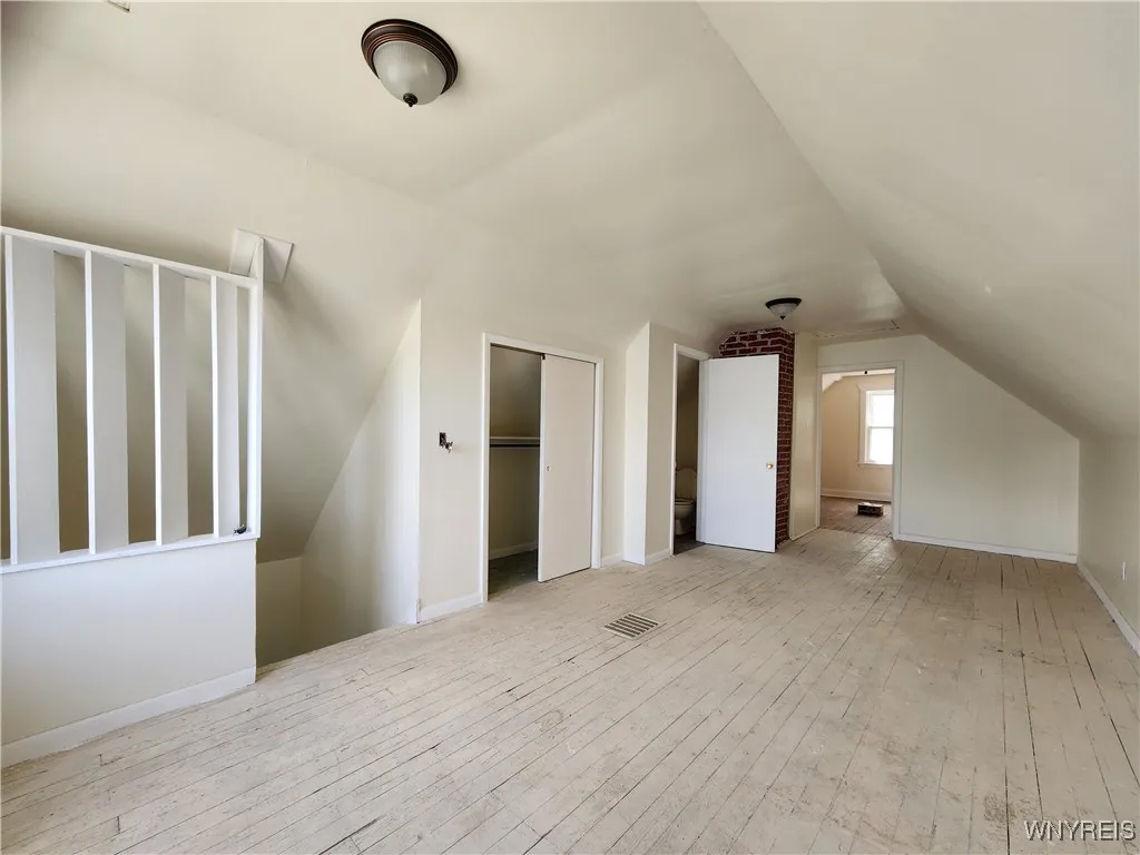 50 Eckhert - Upper Street, Buffalo, New York 14207, Buffalo, New York 14207, 2 Bedrooms Bedrooms, 4 Rooms Rooms,1 BathroomBathrooms,Residential Lease,Closed,50 Eckhert - Upper Street, Buffalo, New York 14207,0,B1568581