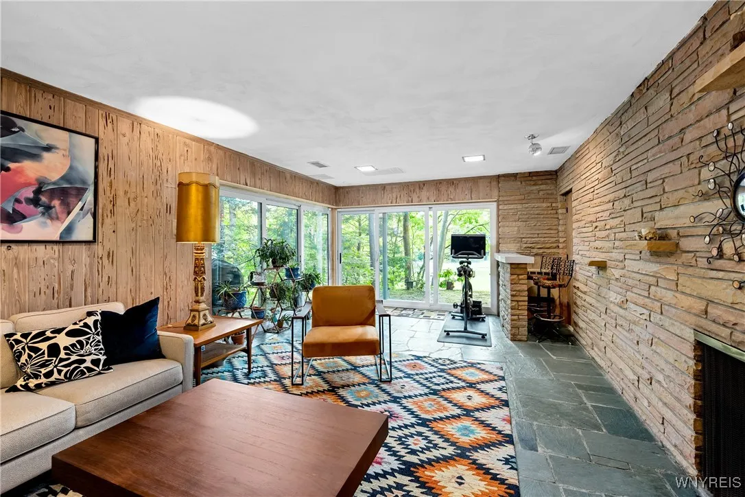 5650 Keems Lane, Hamburg, New York 14075, Hamburg, New York 14075, 4 Bedrooms Bedrooms, 9 Rooms Rooms,3 BathroomsBathrooms,Residential,Closed,5650 Keems Lane, Hamburg, New York 14075,0,B1566517
