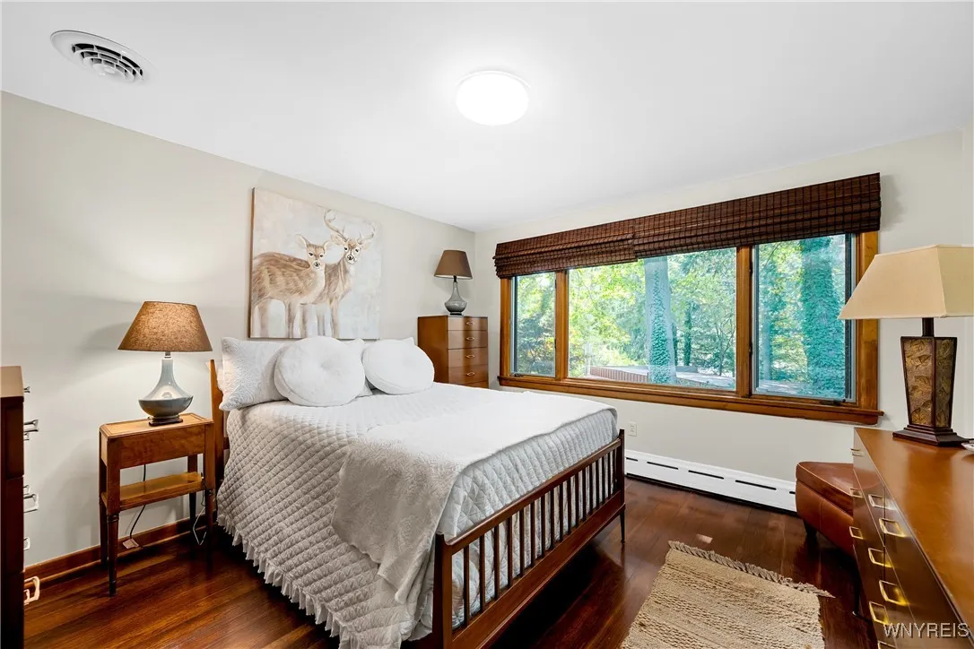 5650 Keems Lane, Hamburg, New York 14075, Hamburg, New York 14075, 4 Bedrooms Bedrooms, 9 Rooms Rooms,3 BathroomsBathrooms,Residential,Closed,5650 Keems Lane, Hamburg, New York 14075,0,B1566517
