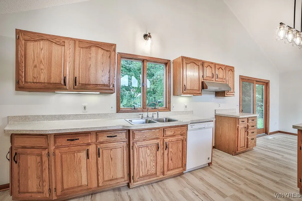 853 Carter Creek Drive, Grand Island, New York 140, Grand Island, New York 14072, 3 Bedrooms Bedrooms, 6 Rooms Rooms,2 BathroomsBathrooms,Residential,Closed,853 Carter Creek Drive, Grand Island, New York 140,0,B1567406
