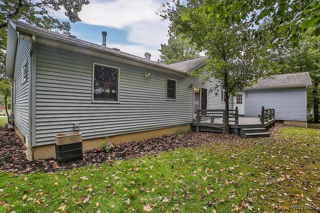 853 Carter Creek Drive, Grand Island, New York 140, Grand Island, New York 14072, 3 Bedrooms Bedrooms, 6 Rooms Rooms,2 BathroomsBathrooms,Residential,Closed,853 Carter Creek Drive, Grand Island, New York 140,0,B1567406