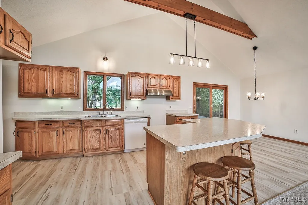 853 Carter Creek Drive, Grand Island, New York 140, Grand Island, New York 14072, 3 Bedrooms Bedrooms, 6 Rooms Rooms,2 BathroomsBathrooms,Residential,Closed,853 Carter Creek Drive, Grand Island, New York 140,0,B1567406