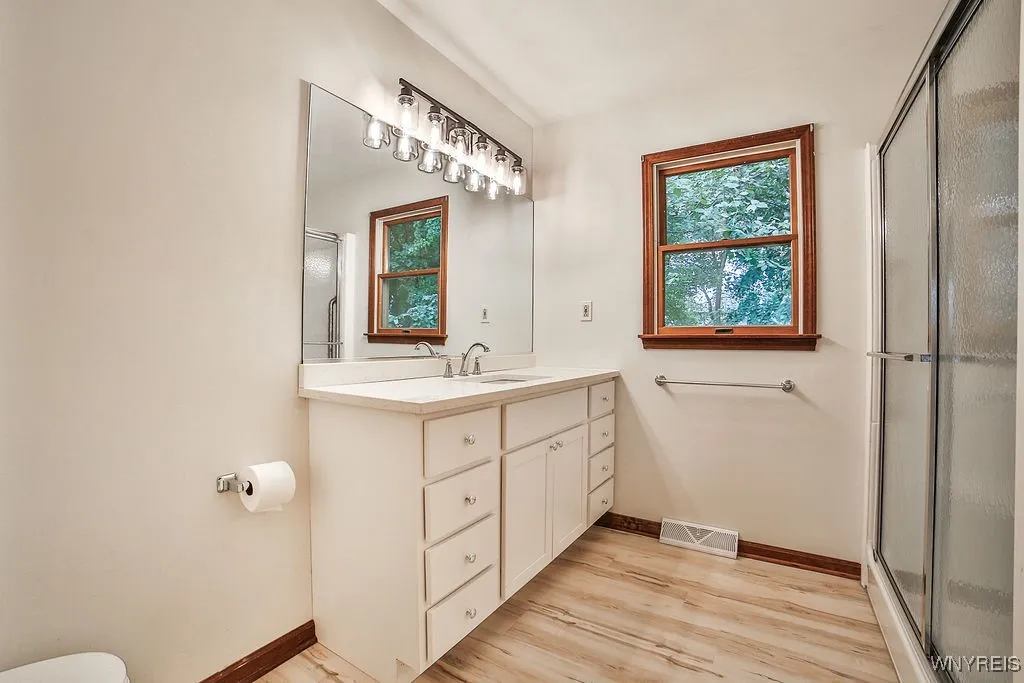 853 Carter Creek Drive, Grand Island, New York 140, Grand Island, New York 14072, 3 Bedrooms Bedrooms, 6 Rooms Rooms,2 BathroomsBathrooms,Residential,Closed,853 Carter Creek Drive, Grand Island, New York 140,0,B1567406
