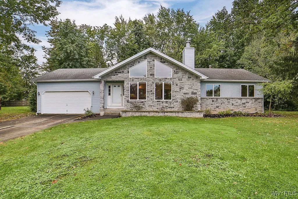 853 Carter Creek Drive, Grand Island, New York 140, Grand Island, New York 14072, 3 Bedrooms Bedrooms, 6 Rooms Rooms,2 BathroomsBathrooms,Residential,Closed,853 Carter Creek Drive, Grand Island, New York 140,0,B1567406