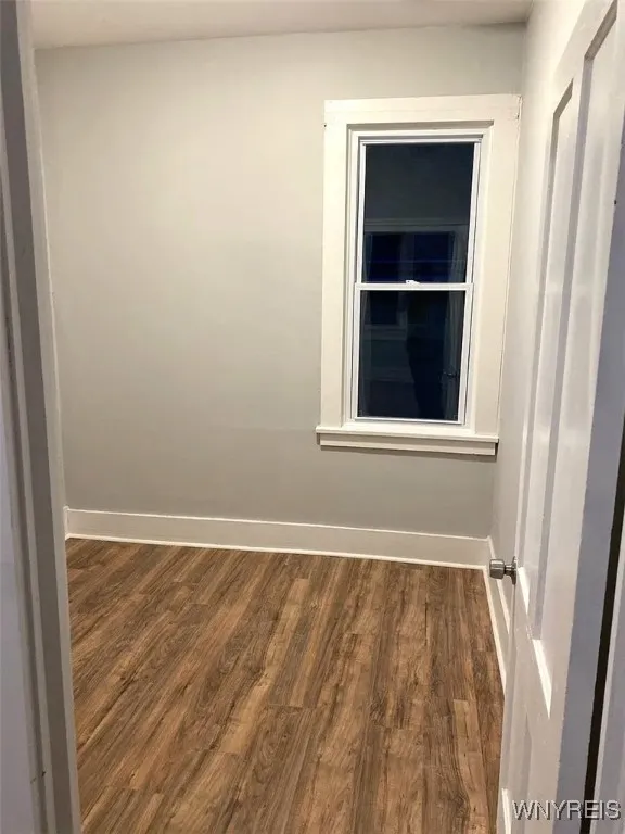 Bed room