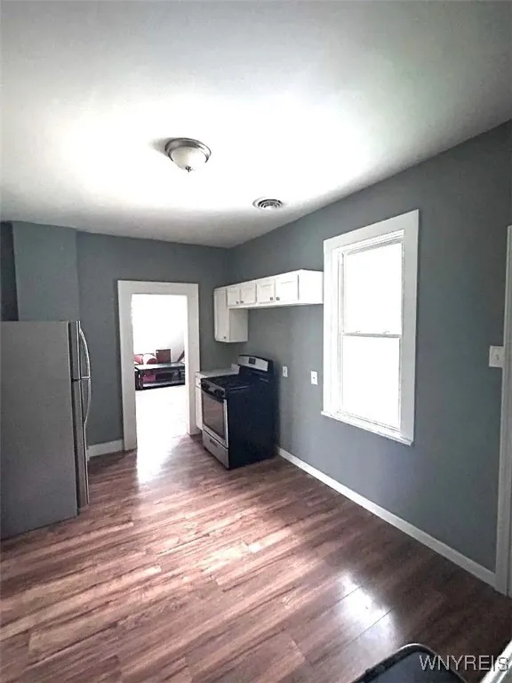 180 Mackinaw Street, Buffalo, New York 14204, Buffalo, New York 14204, 9 Bedrooms Bedrooms, ,4 BathroomsBathrooms,Residential,Closed,180 Mackinaw Street, Buffalo, New York 14204,0,B1568606