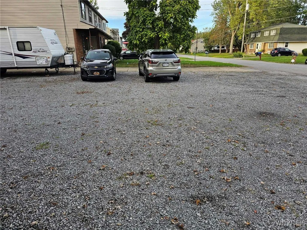 3992 Big Tree Road, Hamburg, New York 14075, Hamburg, New York 14075, 3 Bedrooms Bedrooms, 5 Rooms Rooms,1 BathroomBathrooms,Residential Lease,Closed,3992 Big Tree Road, Hamburg, New York 14075,0,B1568552