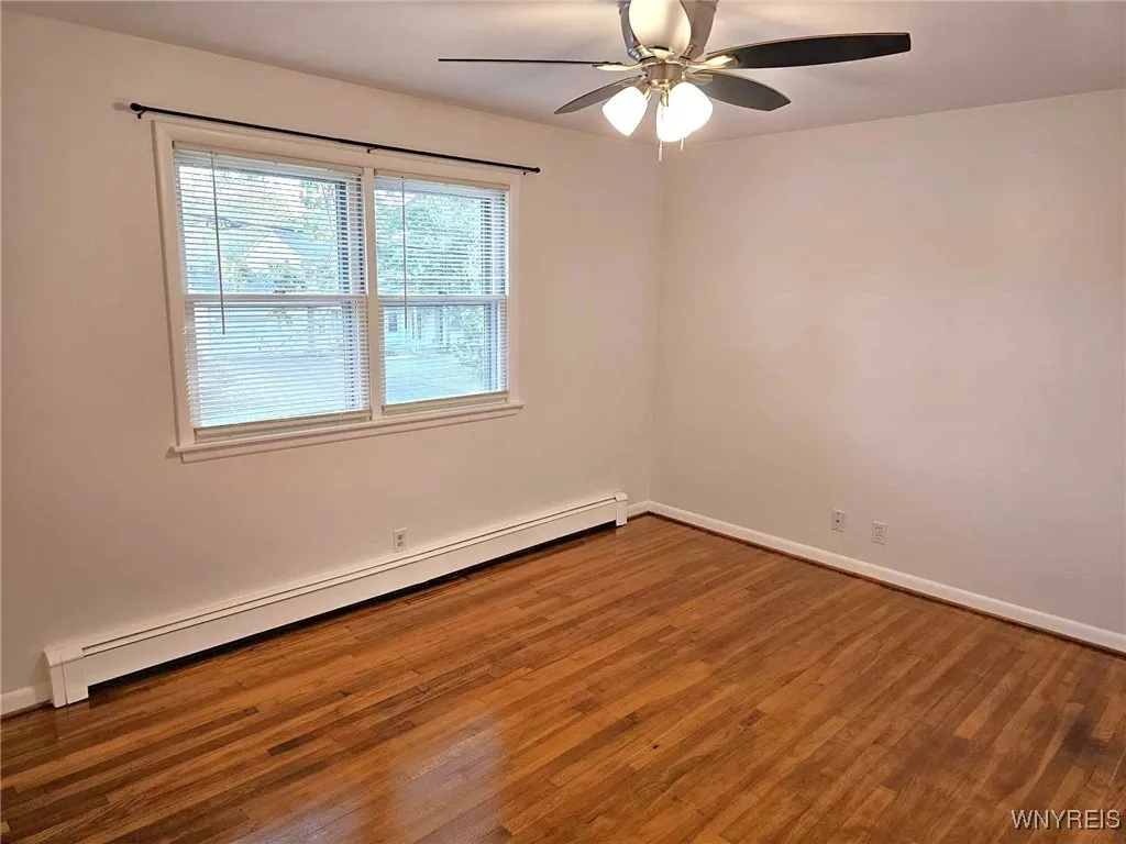 3992 Big Tree Road, Hamburg, New York 14075, Hamburg, New York 14075, 3 Bedrooms Bedrooms, 5 Rooms Rooms,1 BathroomBathrooms,Residential Lease,Closed,3992 Big Tree Road, Hamburg, New York 14075,0,B1568552