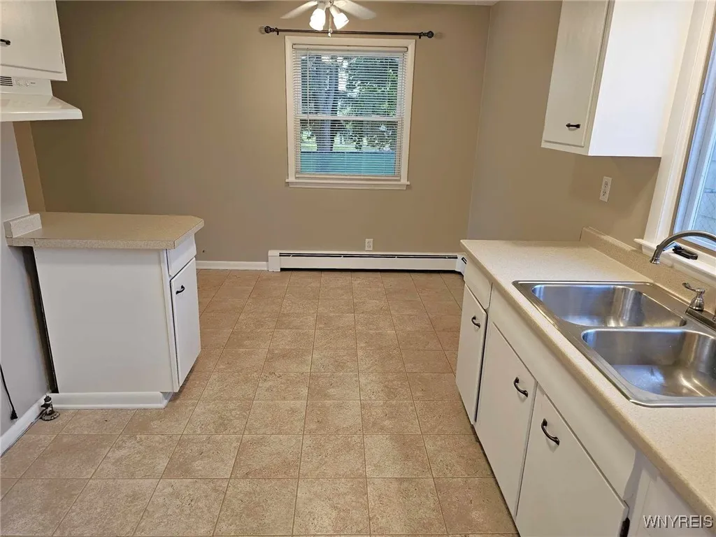 3992 Big Tree Road, Hamburg, New York 14075, Hamburg, New York 14075, 3 Bedrooms Bedrooms, 5 Rooms Rooms,1 BathroomBathrooms,Residential Lease,Closed,3992 Big Tree Road, Hamburg, New York 14075,0,B1568552
