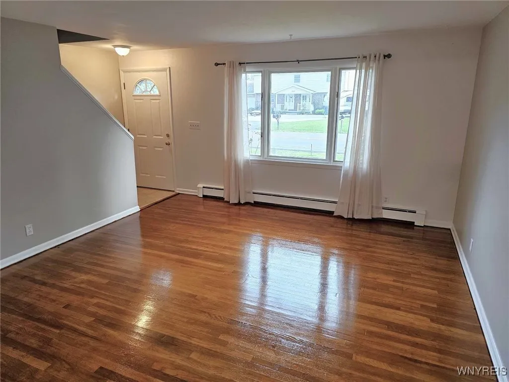 3992 Big Tree Road, Hamburg, New York 14075, Hamburg, New York 14075, 3 Bedrooms Bedrooms, 5 Rooms Rooms,1 BathroomBathrooms,Residential Lease,Closed,3992 Big Tree Road, Hamburg, New York 14075,0,B1568552