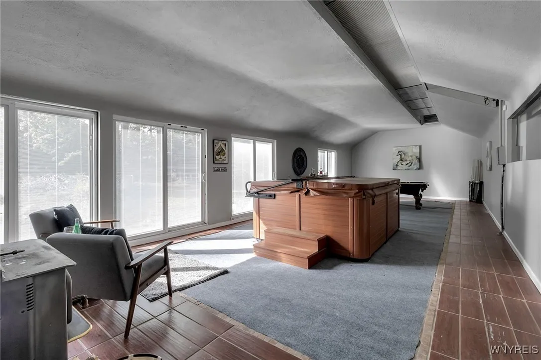 Massive Rec. Room (right wing)