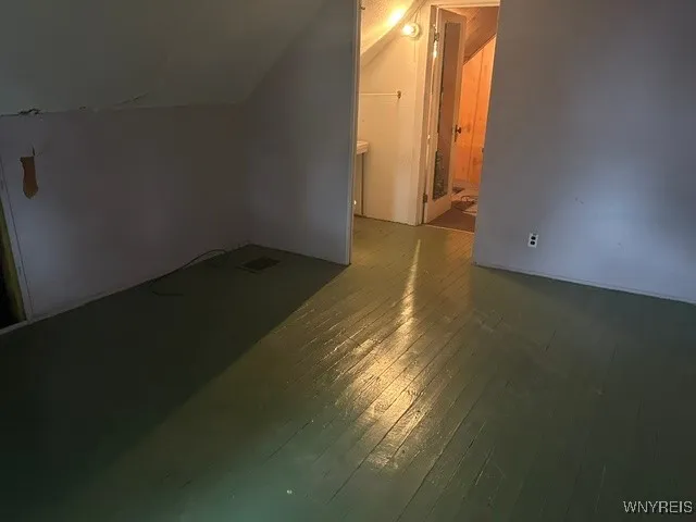 105 Laird Avenue, Buffalo, New York 14207, Buffalo, New York 14207, 6 Bedrooms Bedrooms, ,2 BathroomsBathrooms,Residential,Closed,105 Laird Avenue, Buffalo, New York 14207,0,B1567980