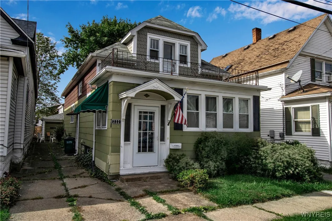 222 Weimar Street, Buffalo, New York 14206, Buffalo, New York 14206, 4 Bedrooms Bedrooms, 9 Rooms Rooms,1 BathroomBathrooms,Residential,Closed,222 Weimar Street, Buffalo, New York 14206,0,B1567347