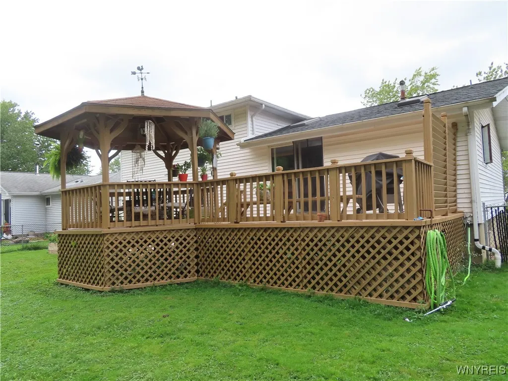 3727 Dartmouth Street, Hamburg, New York 14075, Hamburg, New York 14075, 3 Bedrooms Bedrooms, 6 Rooms Rooms,1 BathroomBathrooms,Residential,Closed,3727 Dartmouth Street, Hamburg, New York 14075,0,B1568834