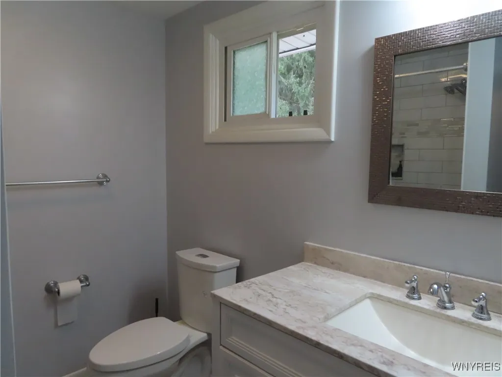 Fully renovated bath