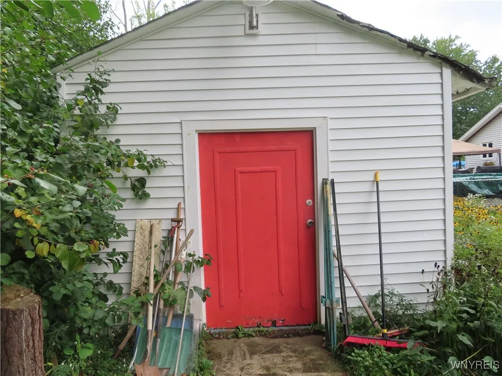 shed