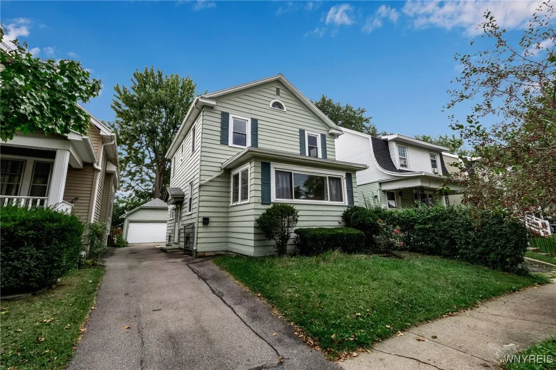 31 Nicholson Street, Buffalo, New York 14214, Buffalo, New York 14214, 3 Bedrooms Bedrooms, 6 Rooms Rooms,1 BathroomBathrooms,Residential,Closed,31 Nicholson Street, Buffalo, New York 14214,0,B1568896