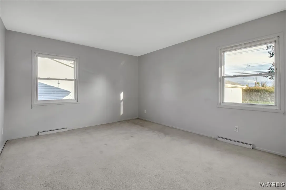 29 Dunlop Avenue, Tonawanda-town, New York 14150, Tonawanda, New York 14150, 3 Bedrooms Bedrooms, 6 Rooms Rooms,1 BathroomBathrooms,Residential,Closed,29 Dunlop Avenue, Tonawanda-town, New York 14150,0,B1568646