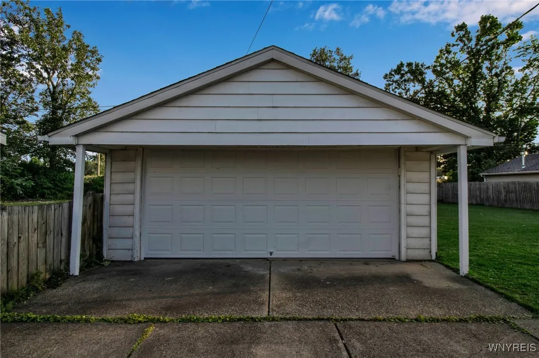 29 Dunlop Avenue, Tonawanda-town, New York 14150, Tonawanda, New York 14150, 3 Bedrooms Bedrooms, 6 Rooms Rooms,1 BathroomBathrooms,Residential,Closed,29 Dunlop Avenue, Tonawanda-town, New York 14150,0,B1568646
