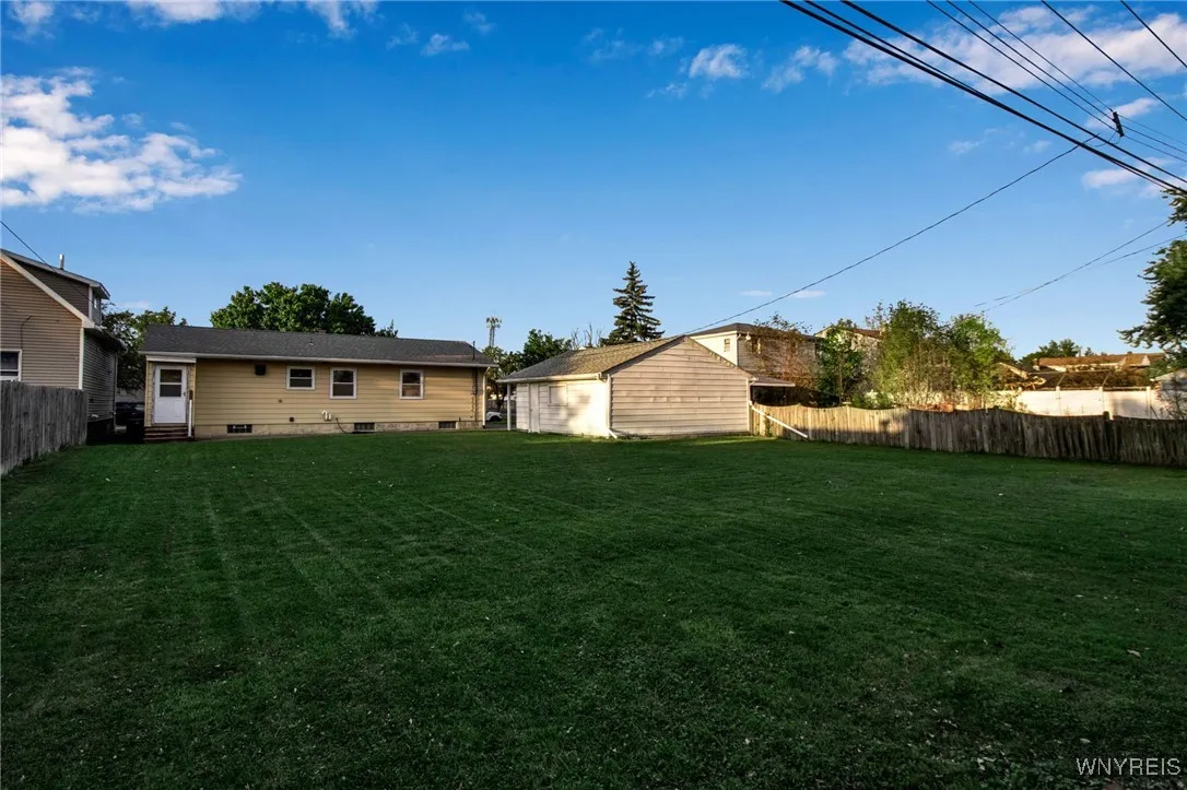 29 Dunlop Avenue, Tonawanda-town, New York 14150, Tonawanda, New York 14150, 3 Bedrooms Bedrooms, 6 Rooms Rooms,1 BathroomBathrooms,Residential,Closed,29 Dunlop Avenue, Tonawanda-town, New York 14150,0,B1568646