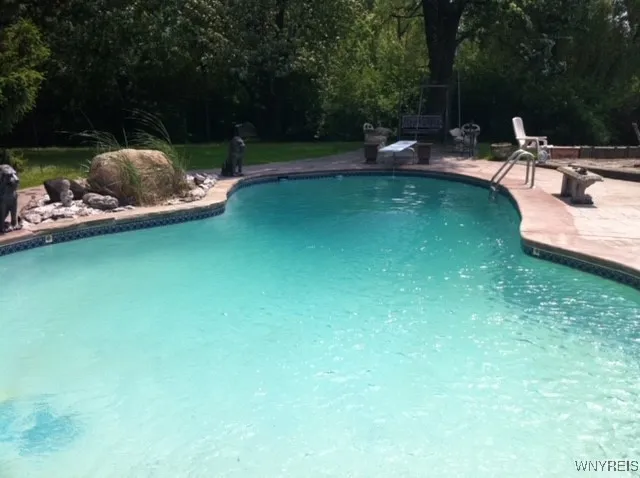 9244 Valley Stream Road, Clarence, New York 14031, Clarence, New York 14031, 4 Bedrooms Bedrooms, 9 Rooms Rooms,3 BathroomsBathrooms,Residential,Closed,9244 Valley Stream Road, Clarence, New York 14031,0,B1569201