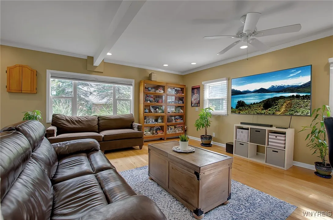 4038 Sheldon Road, Hamburg, New York 14127, Hamburg, New York 14127, 4 Bedrooms Bedrooms, 12 Rooms Rooms,2 BathroomsBathrooms,Residential,Closed,4038 Sheldon Road, Hamburg, New York 14127,0,B1569174