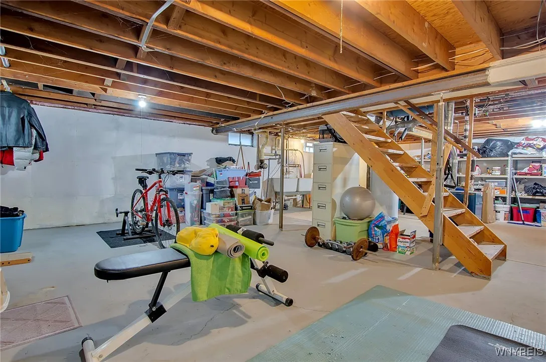 4038 Sheldon Road, Hamburg, New York 14127, Hamburg, New York 14127, 4 Bedrooms Bedrooms, 12 Rooms Rooms,2 BathroomsBathrooms,Residential,Closed,4038 Sheldon Road, Hamburg, New York 14127,0,B1569174