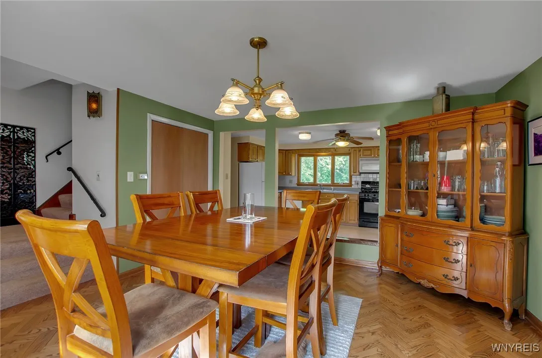 4038 Sheldon Road, Hamburg, New York 14127, Hamburg, New York 14127, 4 Bedrooms Bedrooms, 12 Rooms Rooms,2 BathroomsBathrooms,Residential,Closed,4038 Sheldon Road, Hamburg, New York 14127,0,B1569174