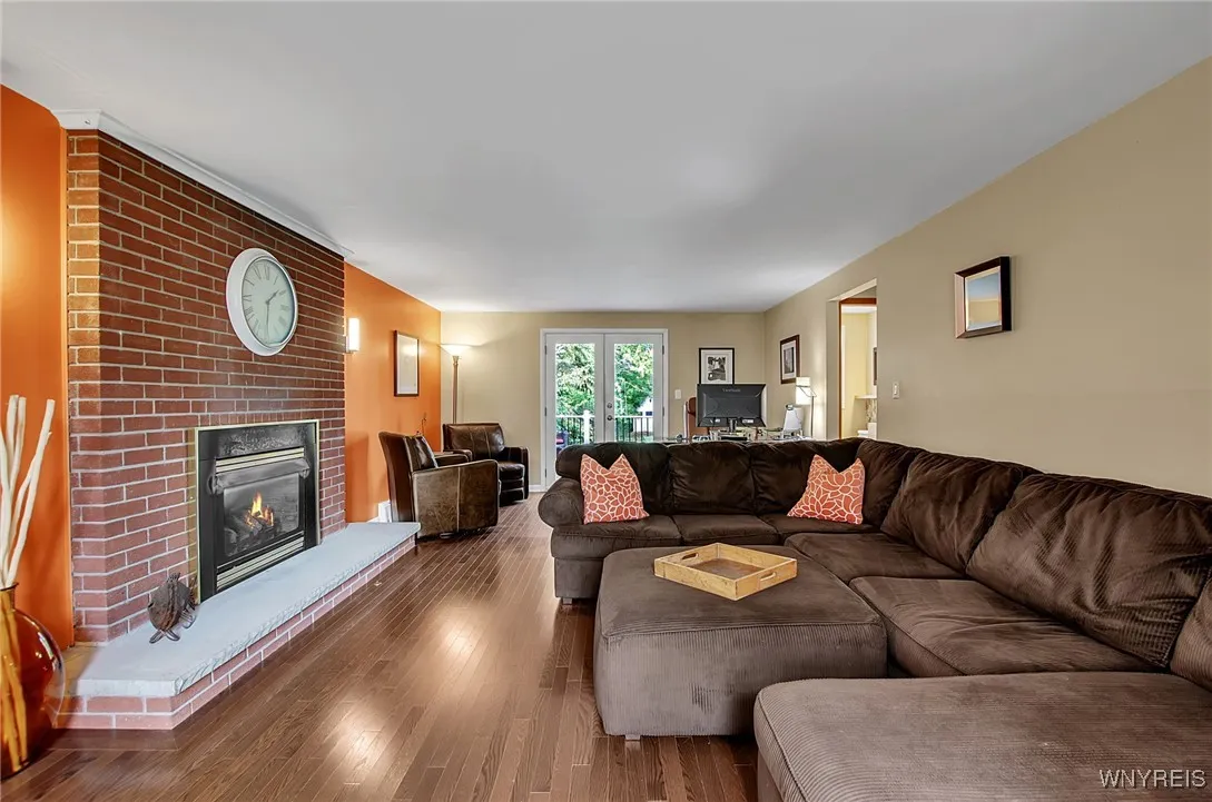 4038 Sheldon Road, Hamburg, New York 14127, Hamburg, New York 14127, 4 Bedrooms Bedrooms, 12 Rooms Rooms,2 BathroomsBathrooms,Residential,Closed,4038 Sheldon Road, Hamburg, New York 14127,0,B1569174