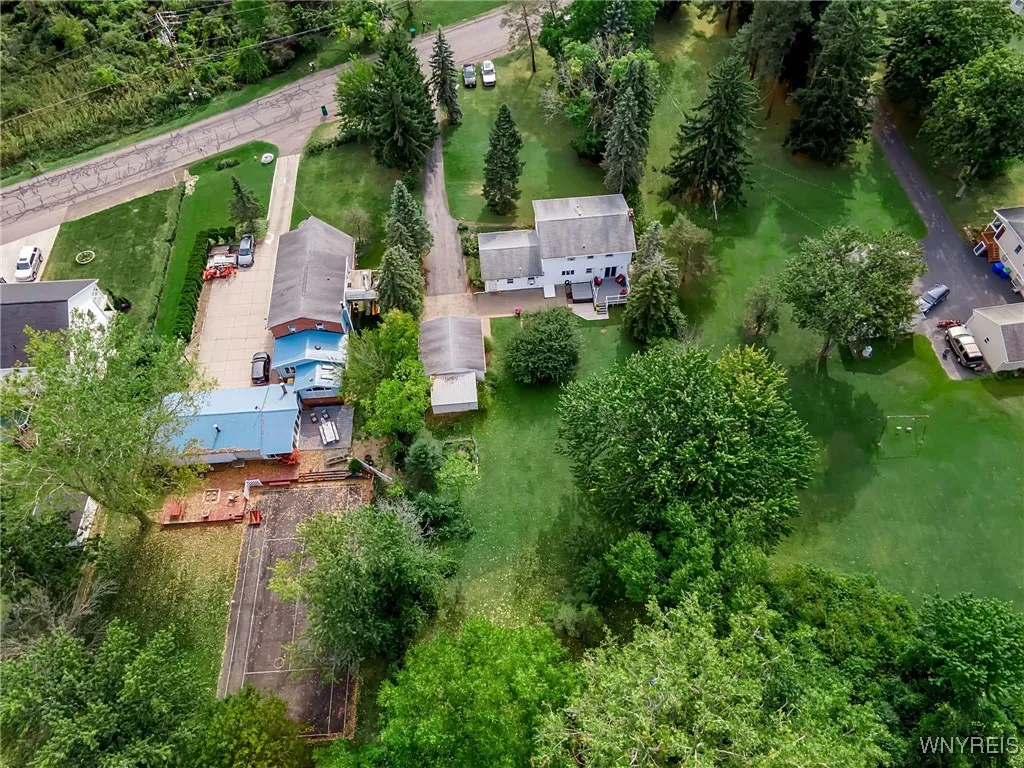 4038 Sheldon Road, Hamburg, New York 14127, Hamburg, New York 14127, 4 Bedrooms Bedrooms, 12 Rooms Rooms,2 BathroomsBathrooms,Residential,Closed,4038 Sheldon Road, Hamburg, New York 14127,0,B1569174