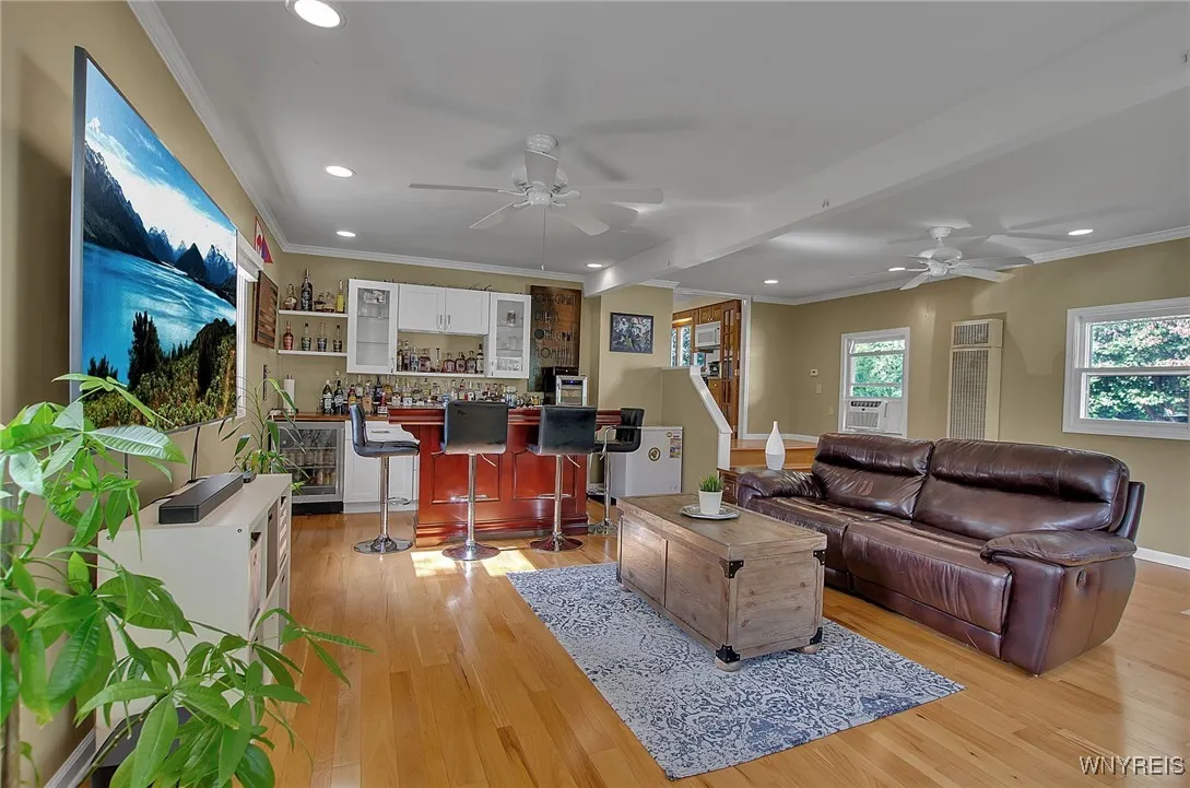 4038 Sheldon Road, Hamburg, New York 14127, Hamburg, New York 14127, 4 Bedrooms Bedrooms, 12 Rooms Rooms,2 BathroomsBathrooms,Residential,Closed,4038 Sheldon Road, Hamburg, New York 14127,0,B1569174