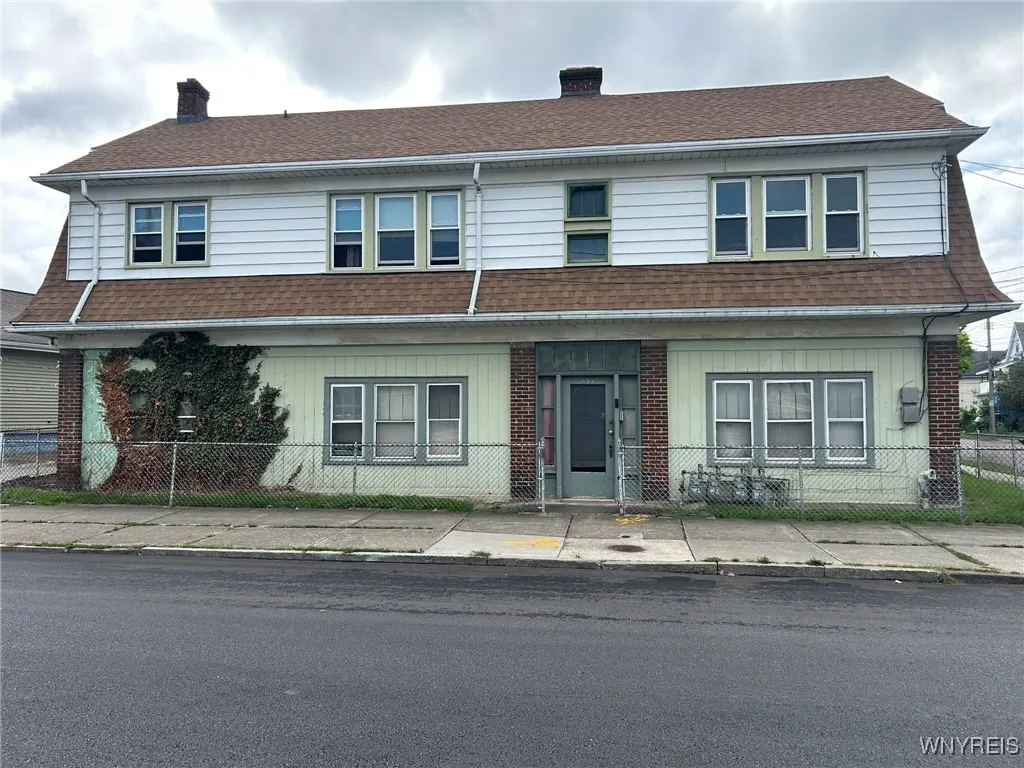 151 Esser Avenue, Buffalo, New York 14207, Buffalo, New York 14207, 4 Bedrooms Bedrooms, ,4 BathroomsBathrooms,Residential,Closed,151 Esser Avenue, Buffalo, New York 14207,0,B1569205