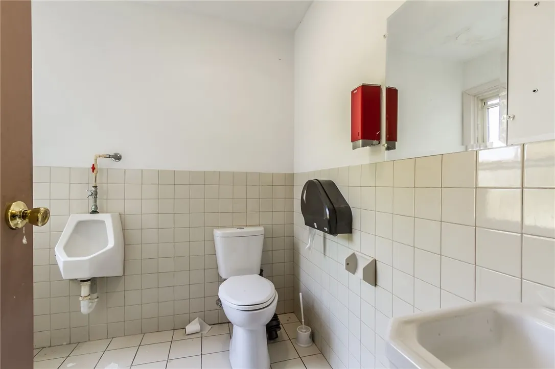 20 Pleasant Street, Canandaigua-city, New York 144, Canandaigua City, New York 14424, ,Commercial Sale,Closed,20 Pleasant Street, Canandaigua-city, New York 144,0,R1566974