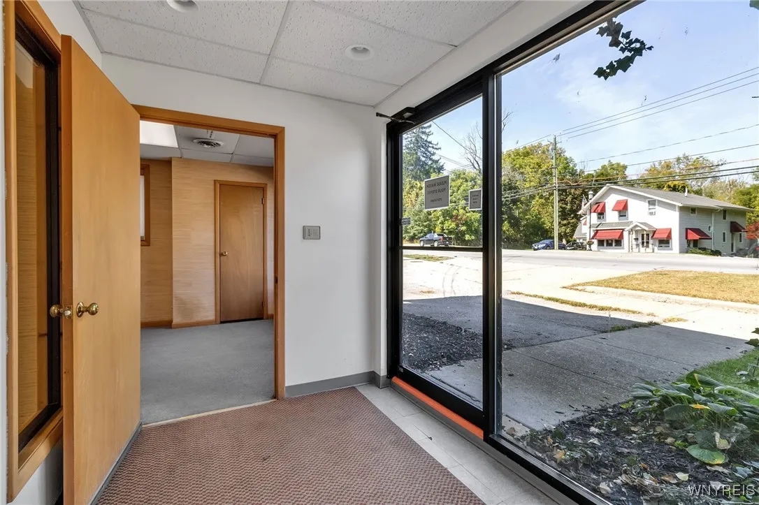 10589 Main Street, Clarence, New York 14031, Clarence, New York 14031, ,Commercial Sale,Closed,10589 Main Street, Clarence, New York 14031,B1569488