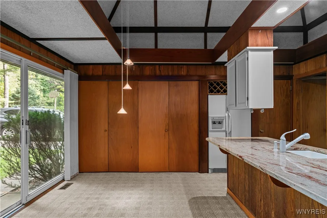 5 Lennys Lane, Orchard Park, New York 14127, Orchard Park, New York 14127, 4 Bedrooms Bedrooms, 8 Rooms Rooms,2 BathroomsBathrooms,Residential,Closed,5 Lennys Lane, Orchard Park, New York 14127,0,B1569169
