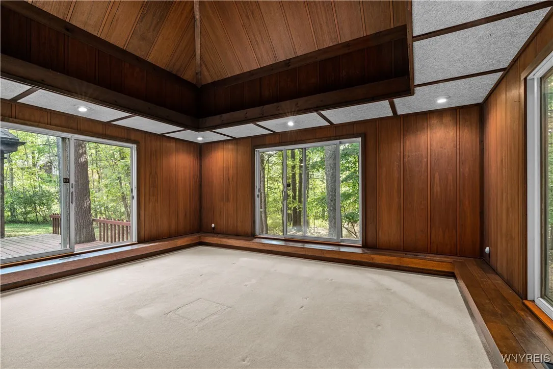 5 Lennys Lane, Orchard Park, New York 14127, Orchard Park, New York 14127, 4 Bedrooms Bedrooms, 8 Rooms Rooms,2 BathroomsBathrooms,Residential,Closed,5 Lennys Lane, Orchard Park, New York 14127,0,B1569169