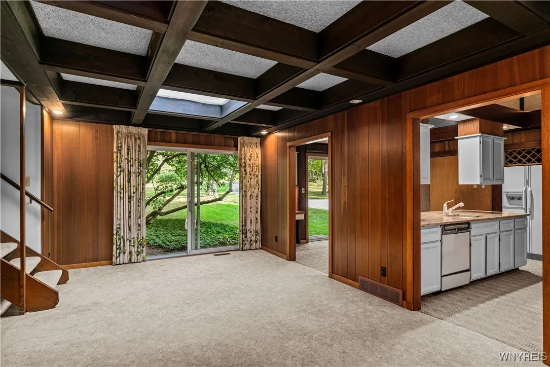 5 Lennys Lane, Orchard Park, New York 14127, Orchard Park, New York 14127, 4 Bedrooms Bedrooms, 8 Rooms Rooms,2 BathroomsBathrooms,Residential,Closed,5 Lennys Lane, Orchard Park, New York 14127,0,B1569169