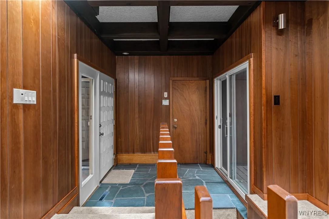 5 Lennys Lane, Orchard Park, New York 14127, Orchard Park, New York 14127, 4 Bedrooms Bedrooms, 8 Rooms Rooms,2 BathroomsBathrooms,Residential,Closed,5 Lennys Lane, Orchard Park, New York 14127,0,B1569169