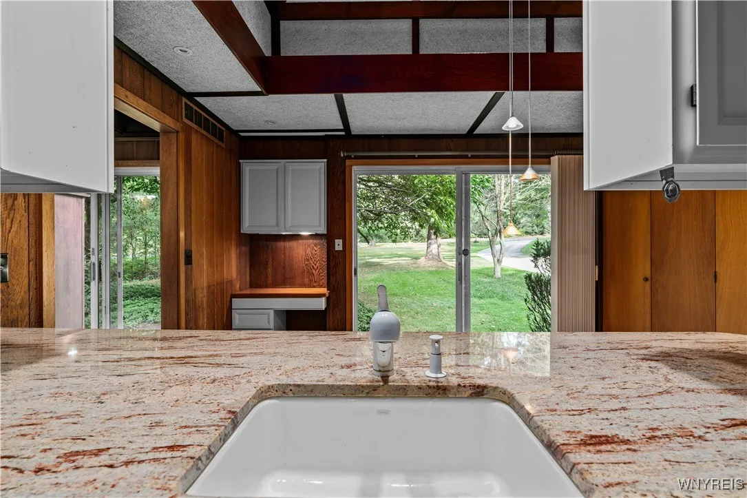 5 Lennys Lane, Orchard Park, New York 14127, Orchard Park, New York 14127, 4 Bedrooms Bedrooms, 8 Rooms Rooms,2 BathroomsBathrooms,Residential,Closed,5 Lennys Lane, Orchard Park, New York 14127,0,B1569169
