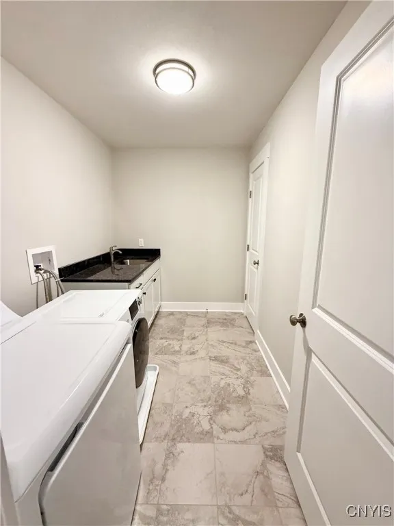 8206 Harkins Court, Lysander, New York 13027, Lysander, New York 13027, 6 Bedrooms Bedrooms, 11 Rooms Rooms,4 BathroomsBathrooms,Residential,Closed,8206 Harkins Court, Lysander, New York 13027,0,S1565739