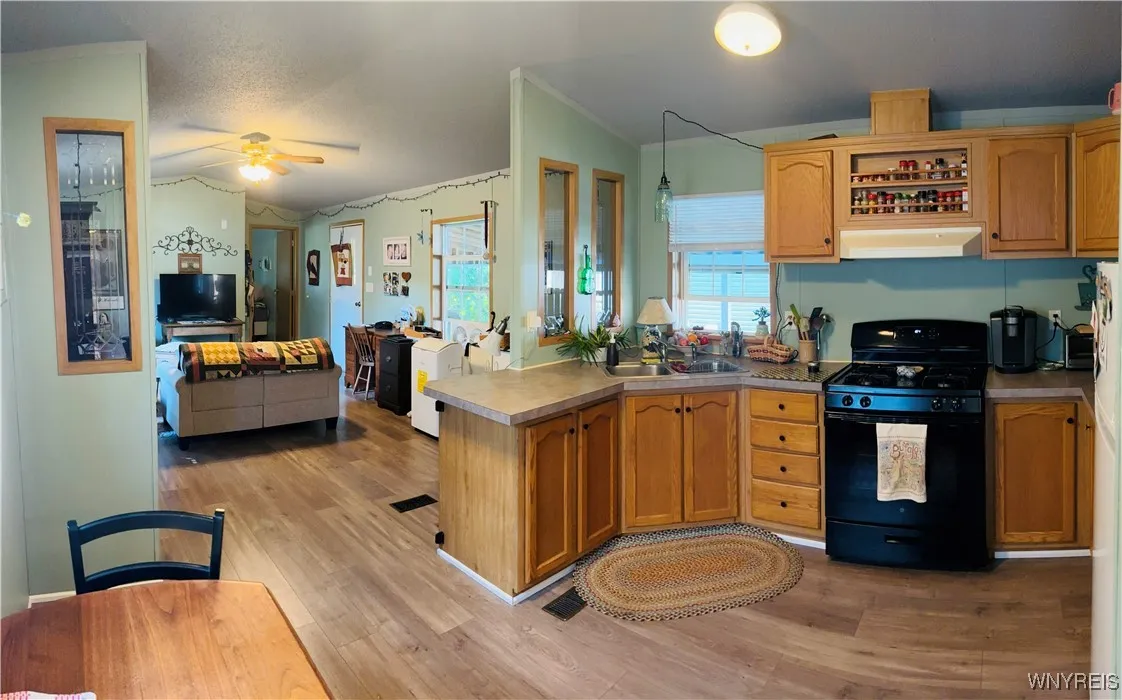 Kitchen, great room, open floor plan