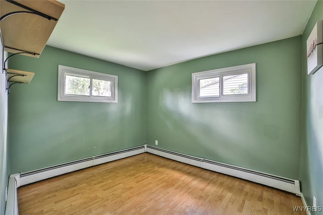 49 Riverdale Drive, Grand Island, New York 14072, Grand Island, New York 14072, 4 Bedrooms Bedrooms, 9 Rooms Rooms,2 BathroomsBathrooms,Residential,Closed,49 Riverdale Drive, Grand Island, New York 14072,0,B1569491