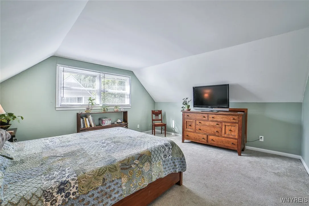 49 Riverdale Drive, Grand Island, New York 14072, Grand Island, New York 14072, 4 Bedrooms Bedrooms, 9 Rooms Rooms,2 BathroomsBathrooms,Residential,Closed,49 Riverdale Drive, Grand Island, New York 14072,0,B1569491