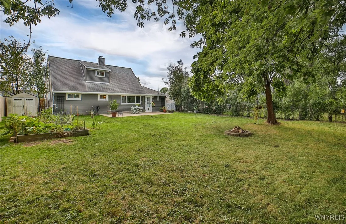 49 Riverdale Drive, Grand Island, New York 14072, Grand Island, New York 14072, 4 Bedrooms Bedrooms, 9 Rooms Rooms,2 BathroomsBathrooms,Residential,Closed,49 Riverdale Drive, Grand Island, New York 14072,0,B1569491