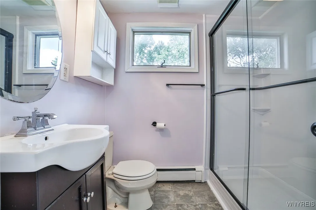 49 Riverdale Drive, Grand Island, New York 14072, Grand Island, New York 14072, 4 Bedrooms Bedrooms, 9 Rooms Rooms,2 BathroomsBathrooms,Residential,Closed,49 Riverdale Drive, Grand Island, New York 14072,0,B1569491
