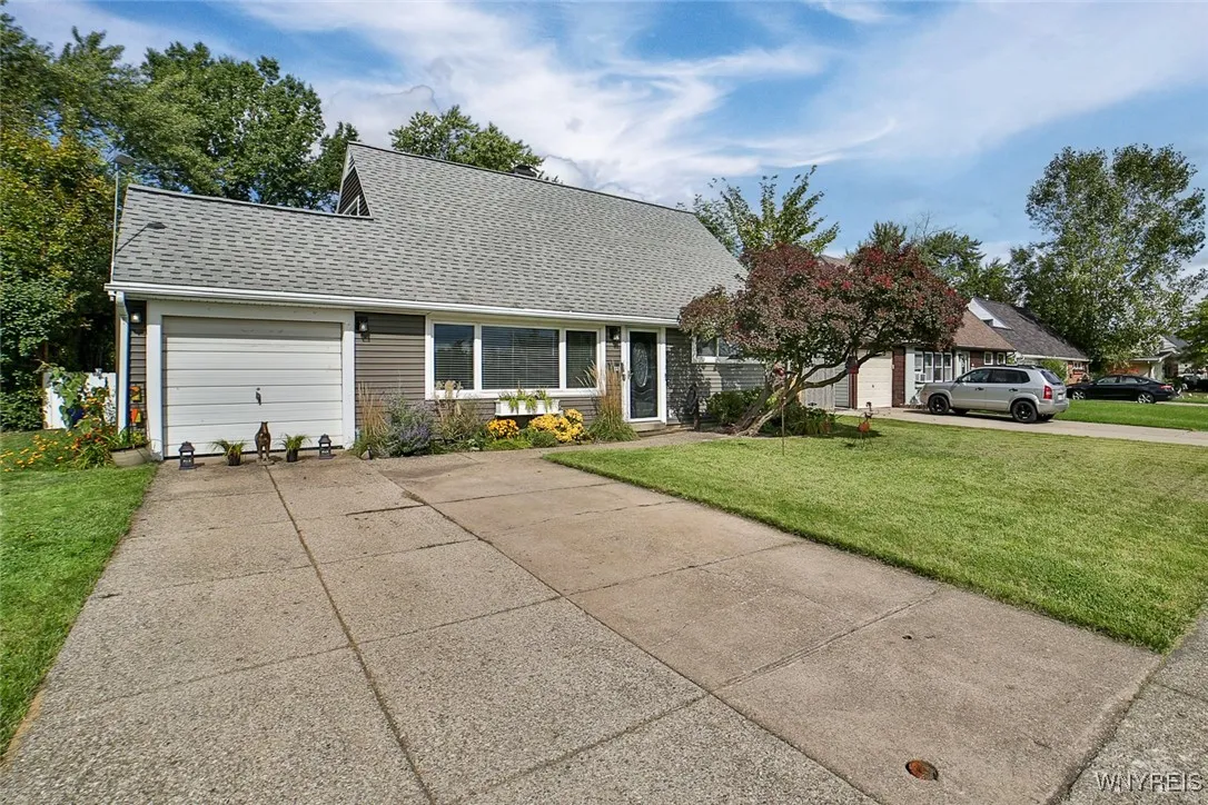 49 Riverdale Drive, Grand Island, New York 14072, Grand Island, New York 14072, 4 Bedrooms Bedrooms, 9 Rooms Rooms,2 BathroomsBathrooms,Residential,Closed,49 Riverdale Drive, Grand Island, New York 14072,0,B1569491