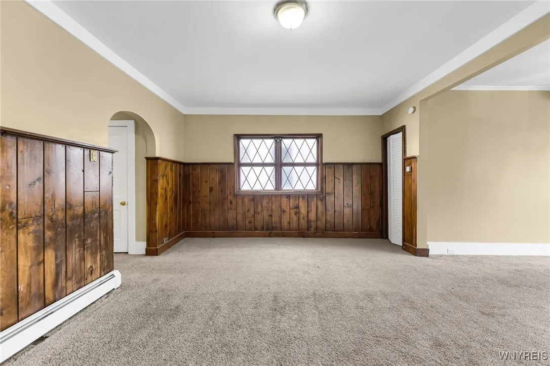 121 Auburn Avenue, Buffalo, New York 14213, Buffalo, New York 14213, 3 Bedrooms Bedrooms, 7 Rooms Rooms,2 BathroomsBathrooms,Residential,Closed,121 Auburn Avenue, Buffalo, New York 14213,0,B1569891