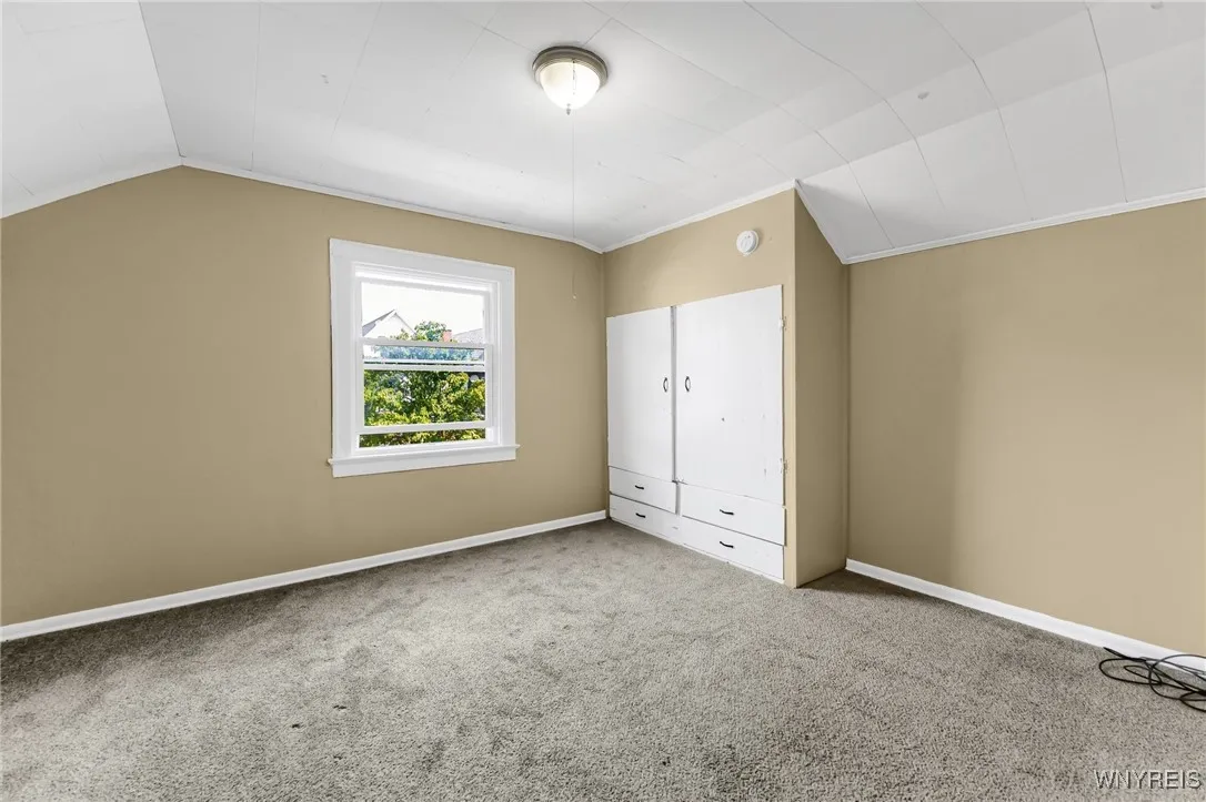 121 Auburn Avenue, Buffalo, New York 14213, Buffalo, New York 14213, 3 Bedrooms Bedrooms, 7 Rooms Rooms,2 BathroomsBathrooms,Residential,Closed,121 Auburn Avenue, Buffalo, New York 14213,0,B1569891