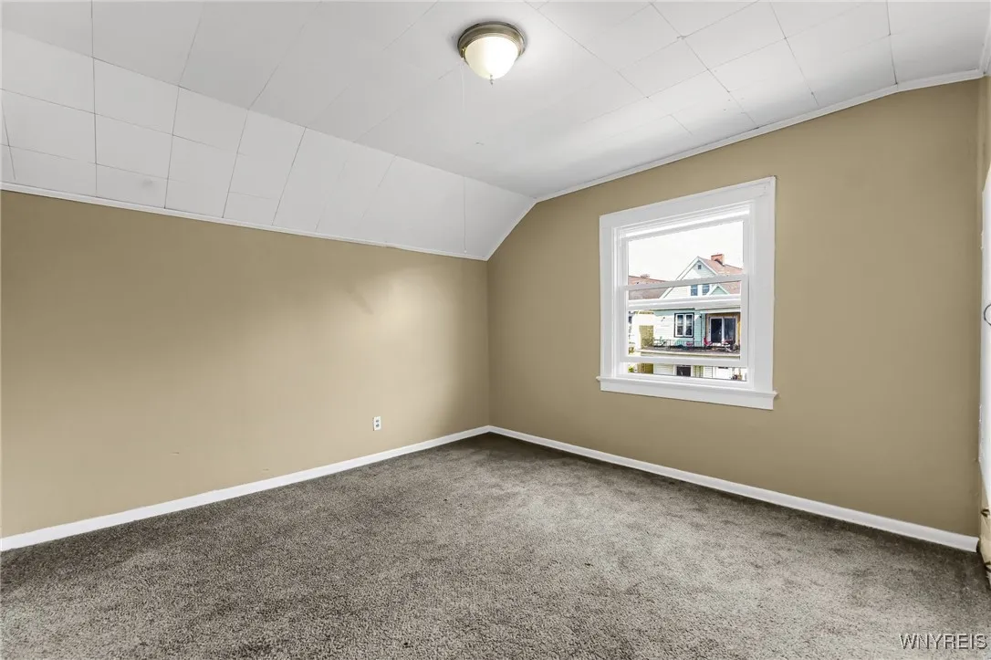 121 Auburn Avenue, Buffalo, New York 14213, Buffalo, New York 14213, 3 Bedrooms Bedrooms, 7 Rooms Rooms,2 BathroomsBathrooms,Residential,Closed,121 Auburn Avenue, Buffalo, New York 14213,0,B1569891