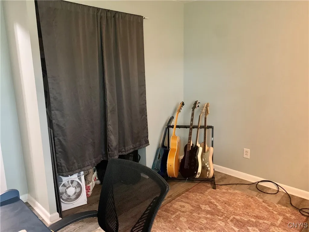 1 Willow Drive, Whitestown, New York 13492, Whitestown, New York 13492, 4 Bedrooms Bedrooms, 11 Rooms Rooms,2 BathroomsBathrooms,Residential,For Sale,1 Willow Drive, Whitestown, New York 13492,0,S1569370